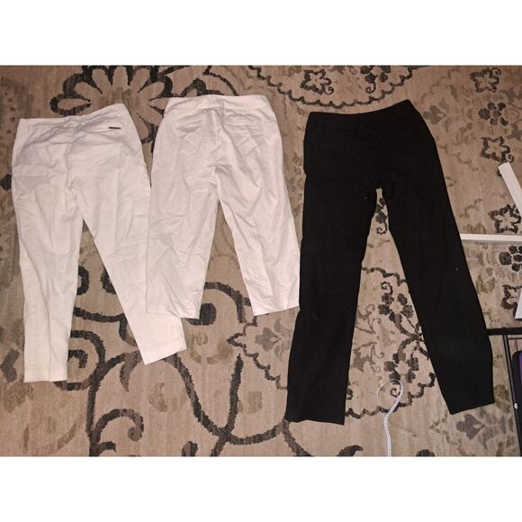 LOT #50 Three Pants Size 4 White Jones New York & Dockers & Blk Daisy Fuentes - Picture 4 of 7